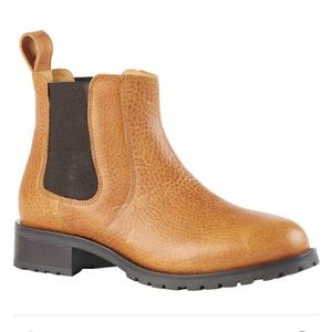 Duluth Lifetime Leather Chelsea boots